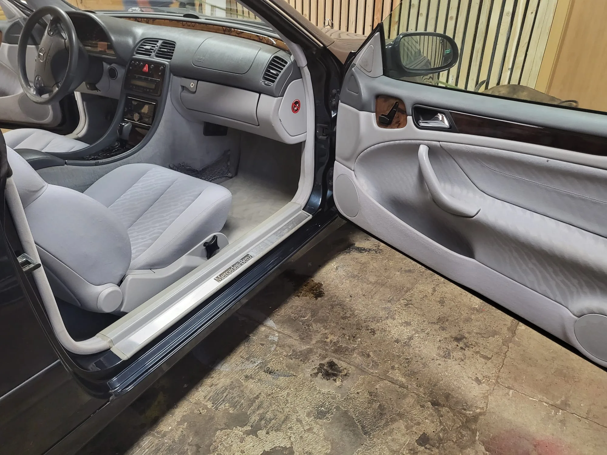 Innenraumreinigung mit detailliertem Finish